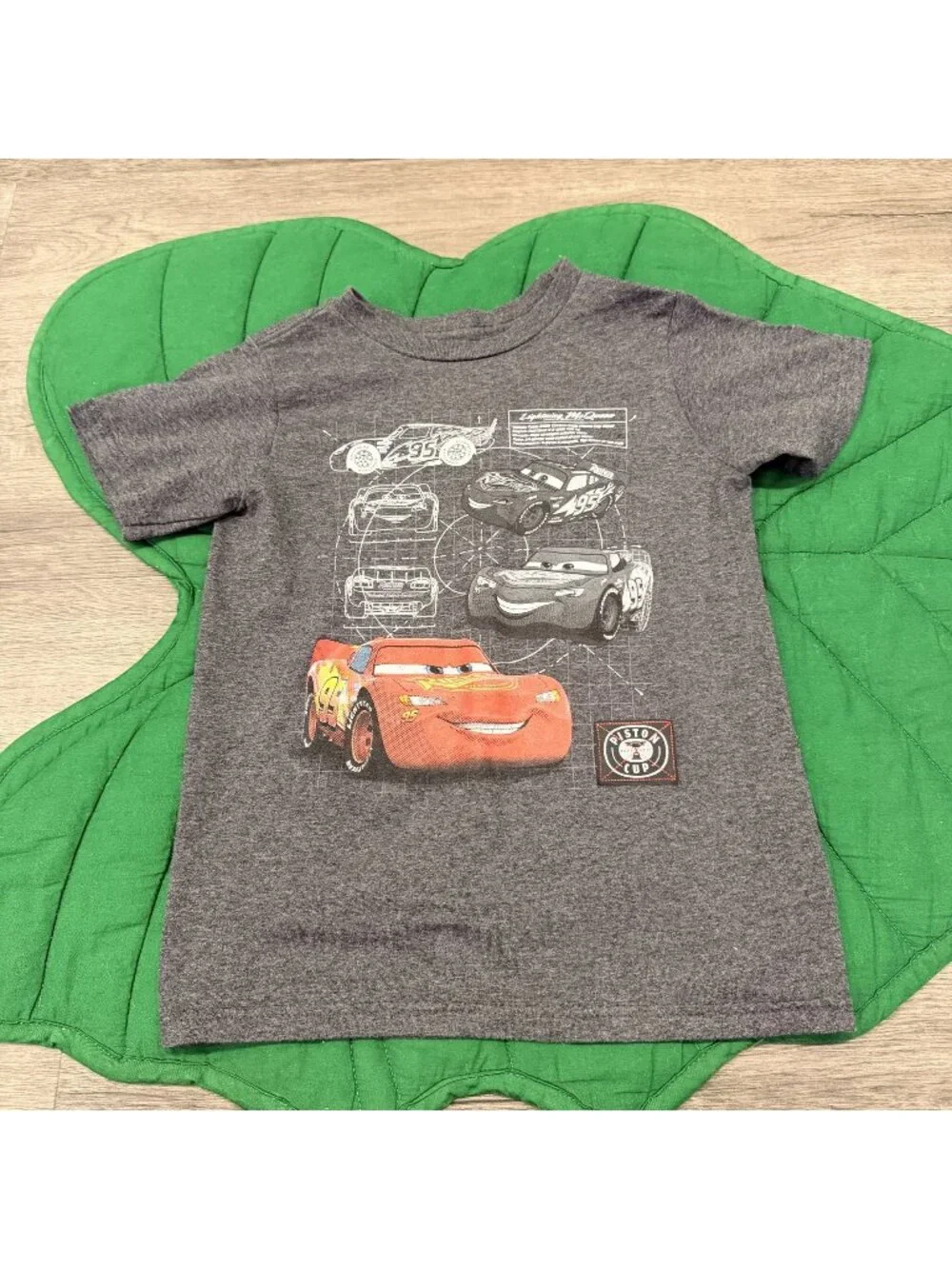 Disney Store Cars Boys Small 5/6 Gray Short Sleeve Graphic Tee